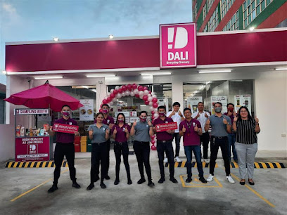 Dali Everyday Grocery, Trece Road