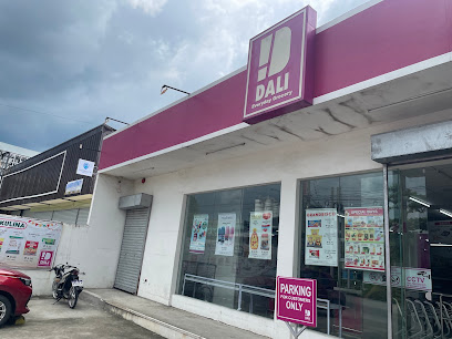 Dali Everyday Grocery, Hugo Perez