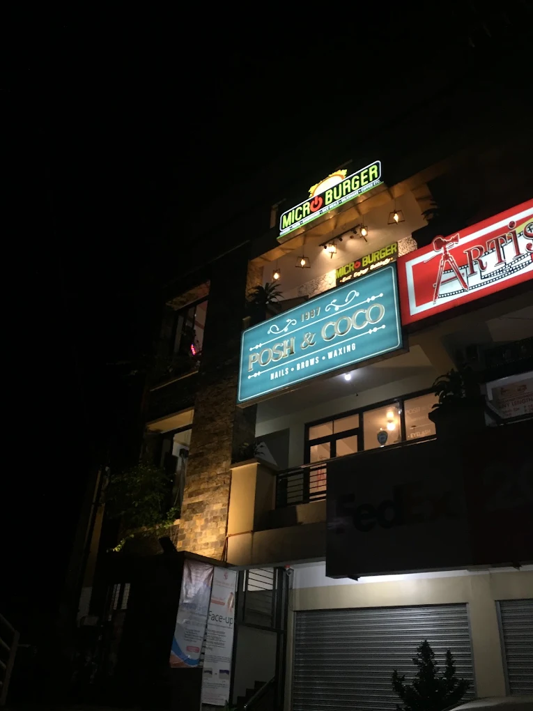 Posh & Coco Nails Lashes Waxing Salon, Dasmariñas