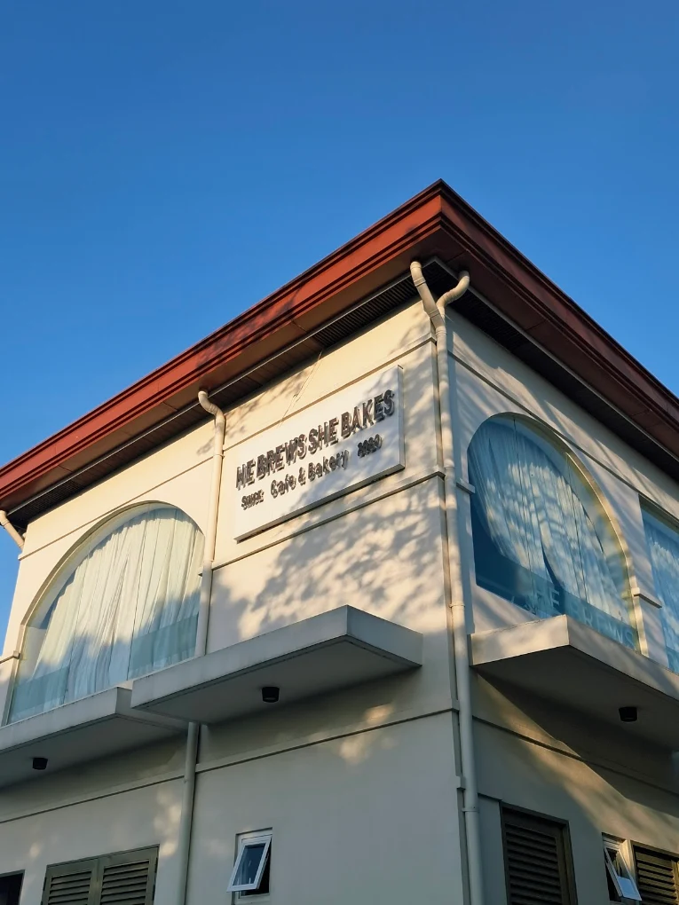 He Brews She Bakes Café and Bakery, Dasmariñas