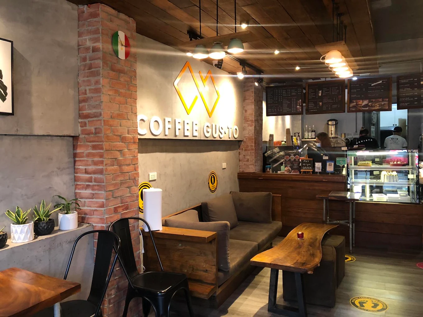 Coffee Gus·to Tierra Vista, Dasmariñas